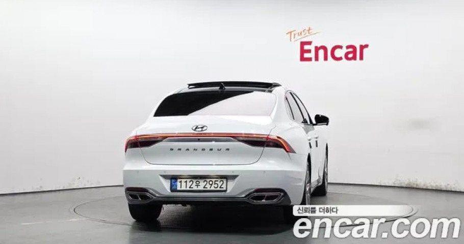 Hyundai Grandeur 