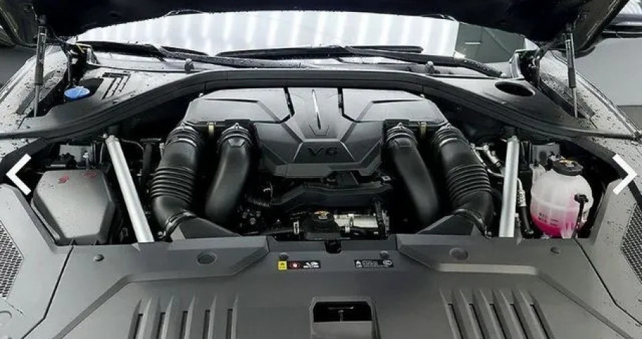 Genesis Gv70 