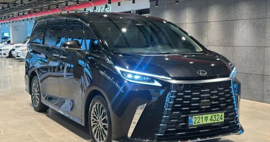 Lexus Lm 