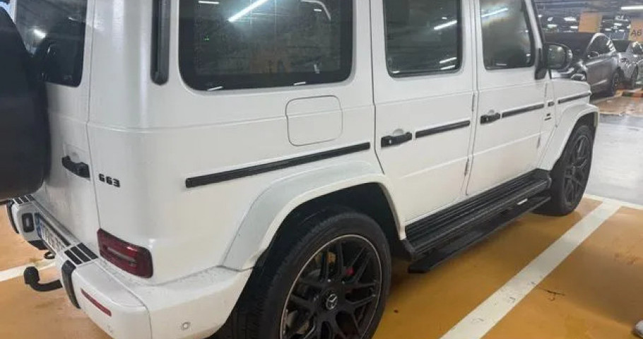 Mercedes-Benz G-Class 