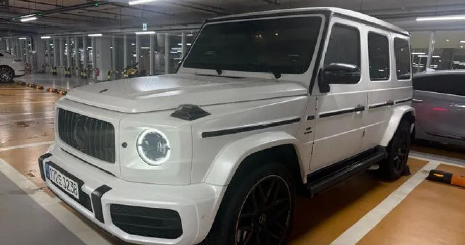Mercedes-Benz G-Class 