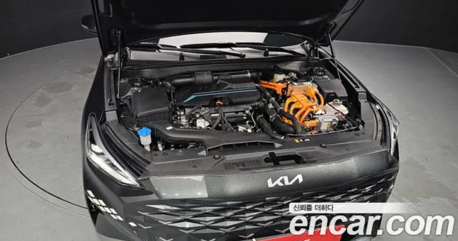 Kia K8 
