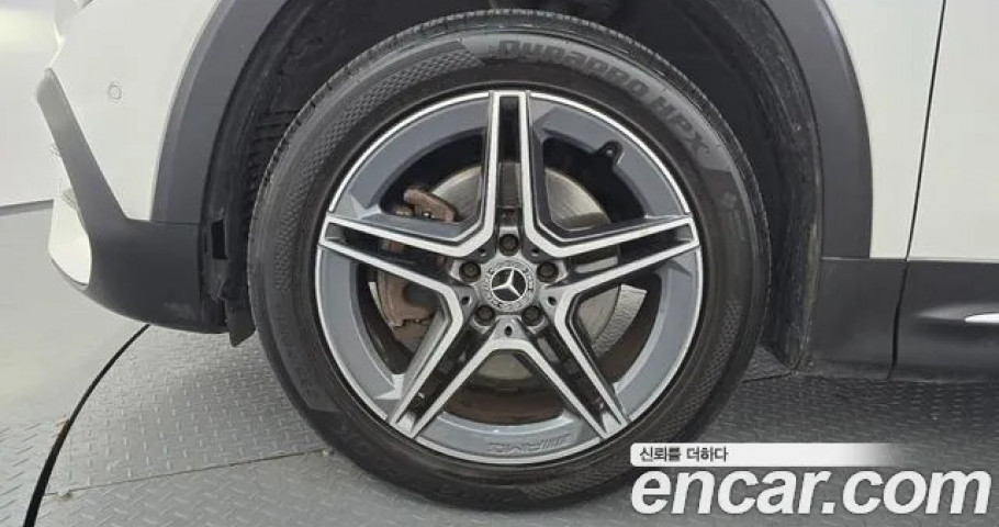 Mercedes-Benz Glb-Class 