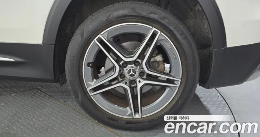 Mercedes-Benz Glb-Class 