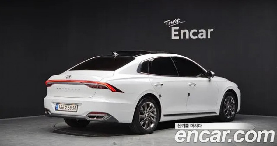 Hyundai Grandeur 