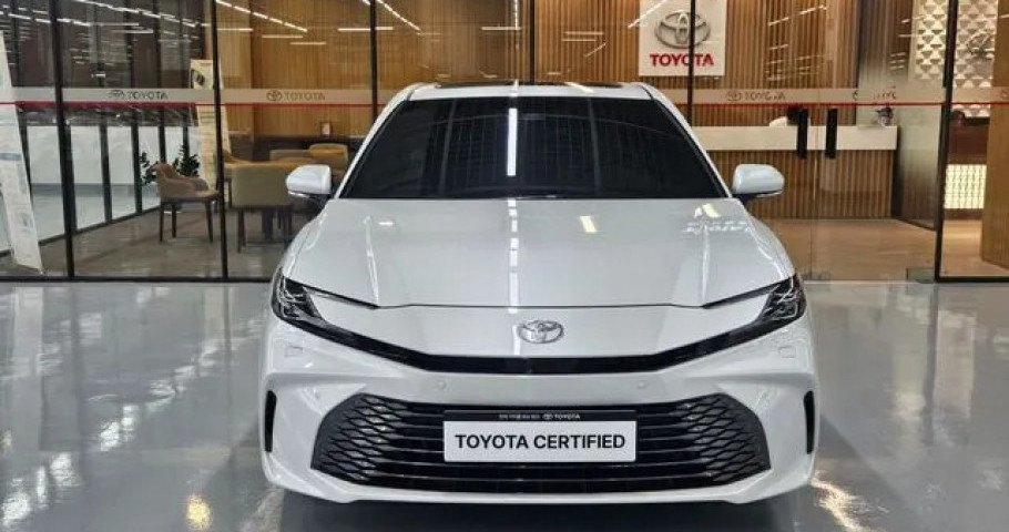 Toyota Camry 