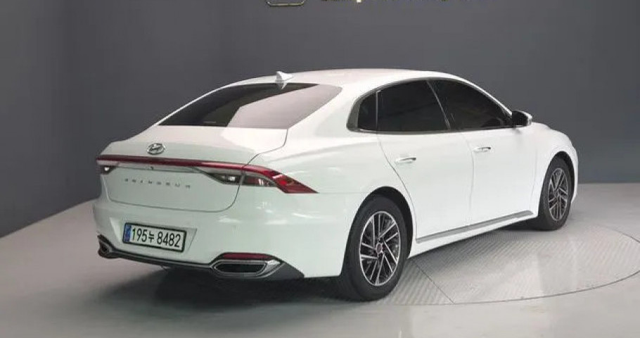 Hyundai Grandeur 