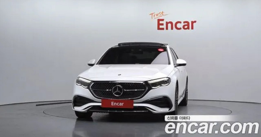 Mercedes-Benz E-Class 