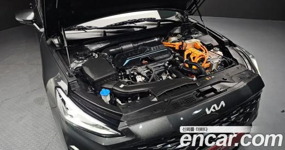 Kia K8 