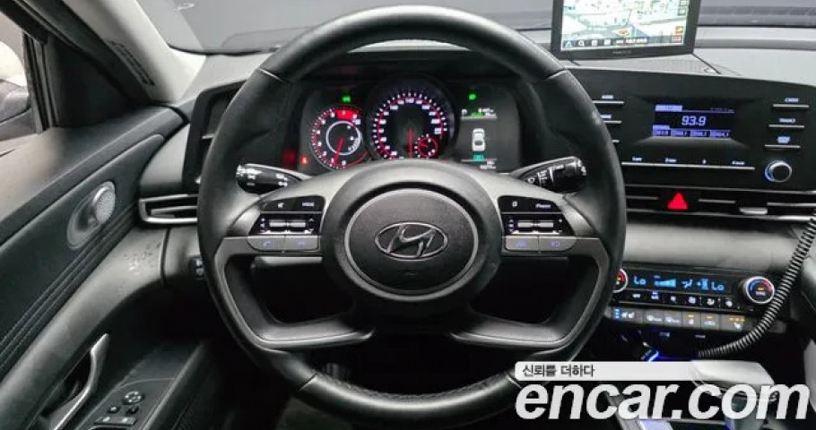 Hyundai Avante (Elantra) 
