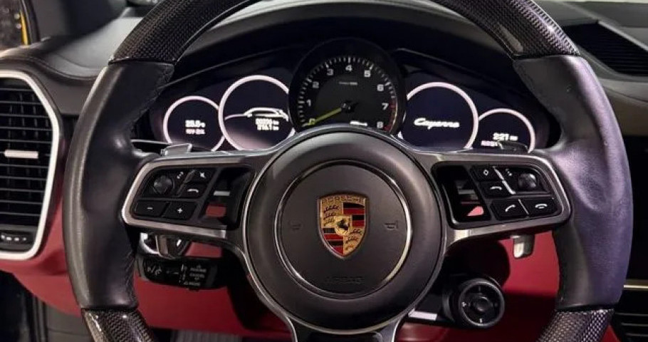 Porsche Cayenne 