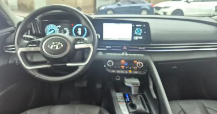 Hyundai Avante (Elantra) 