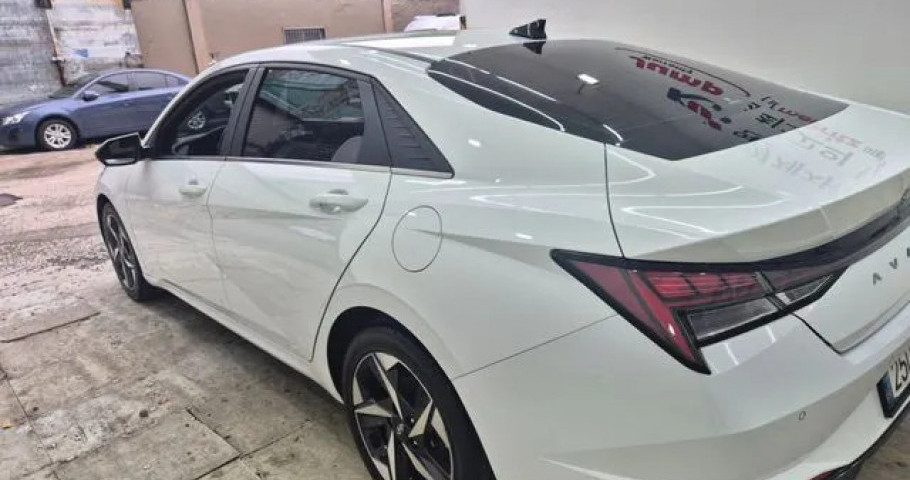 Hyundai Avante (Elantra) 