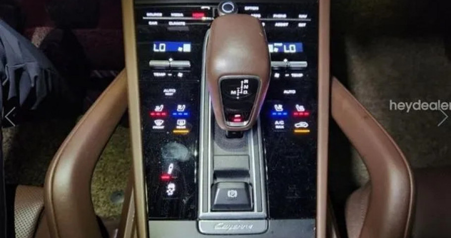 Porsche Cayenne 