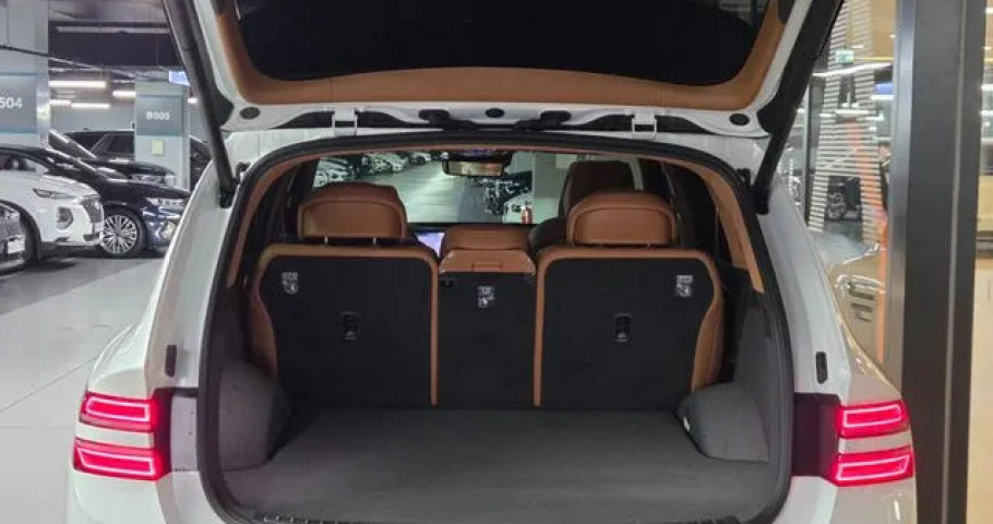 Genesis Gv80 