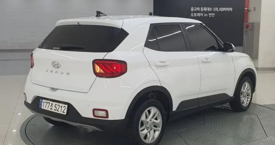 Hyundai Venue 