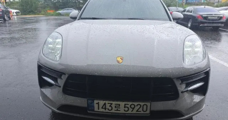 Porsche Macan 