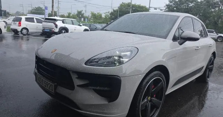 Porsche Macan 