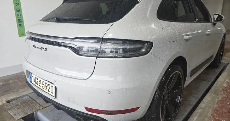 Porsche Macan 