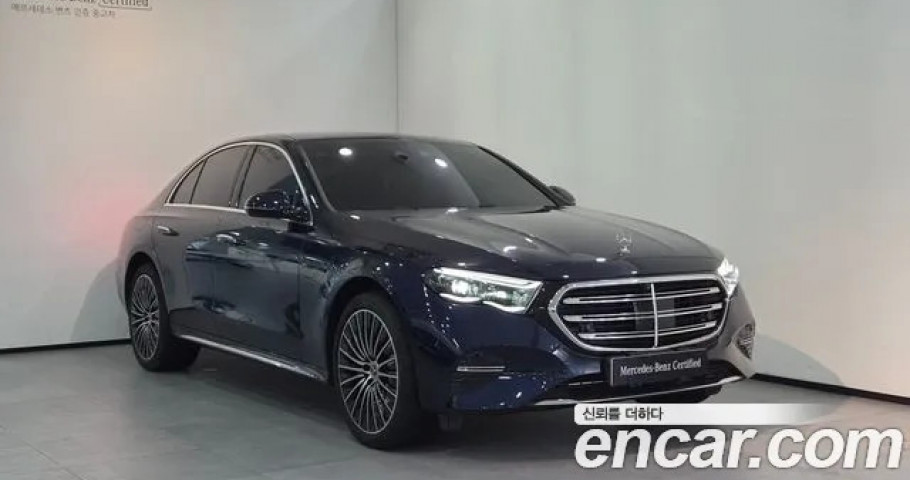 Mercedes-Benz E-Class 