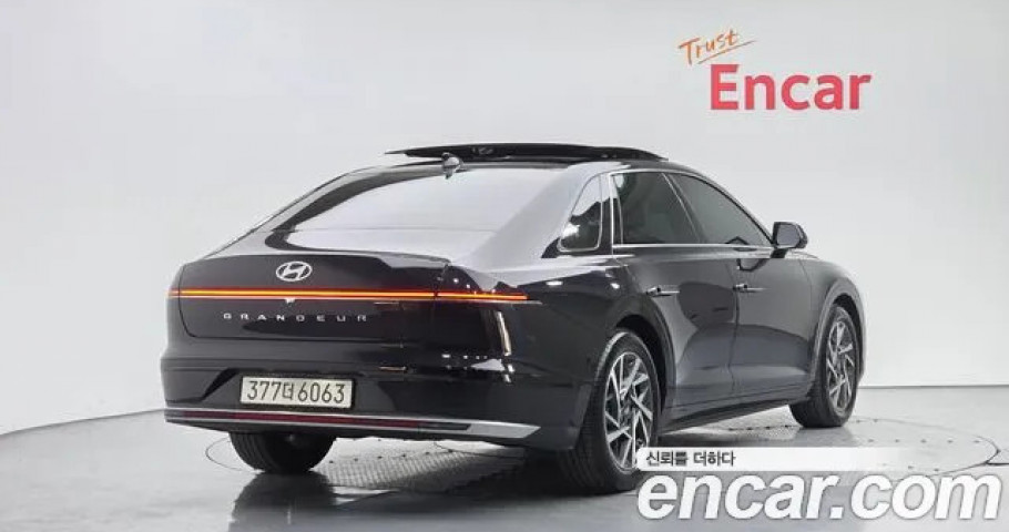 Hyundai Grandeur 