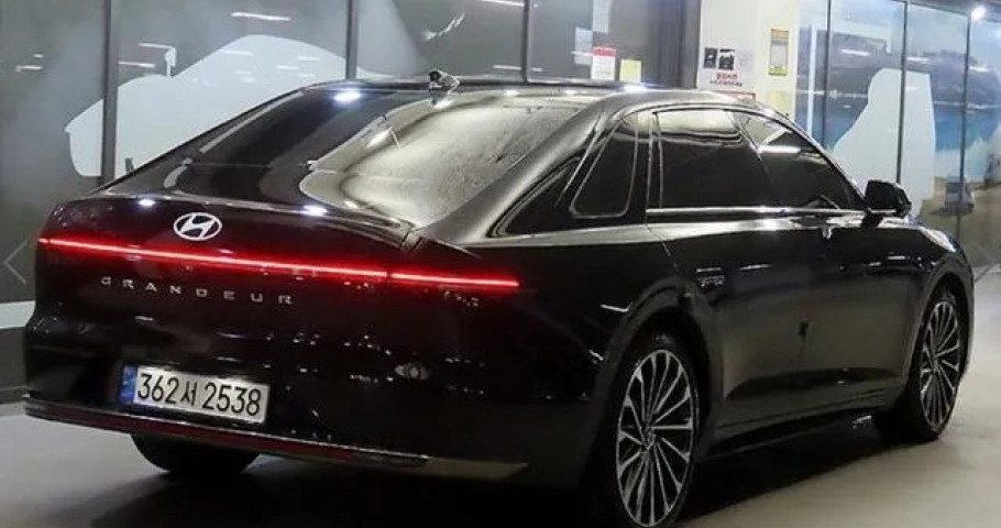 Hyundai Grandeur 