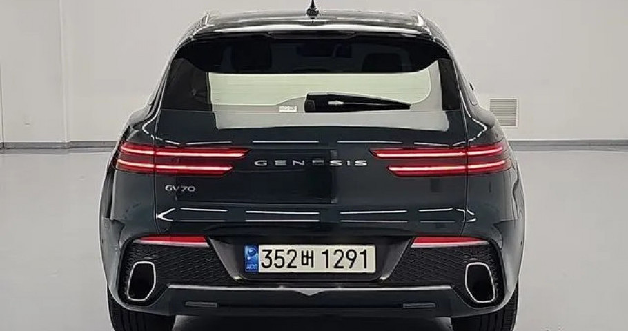 Genesis Gv70 