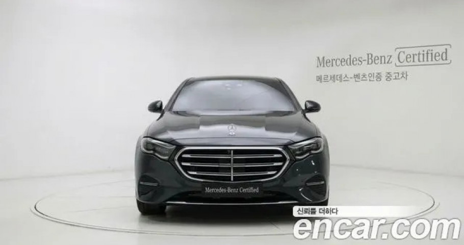 Mercedes-Benz E-Class 