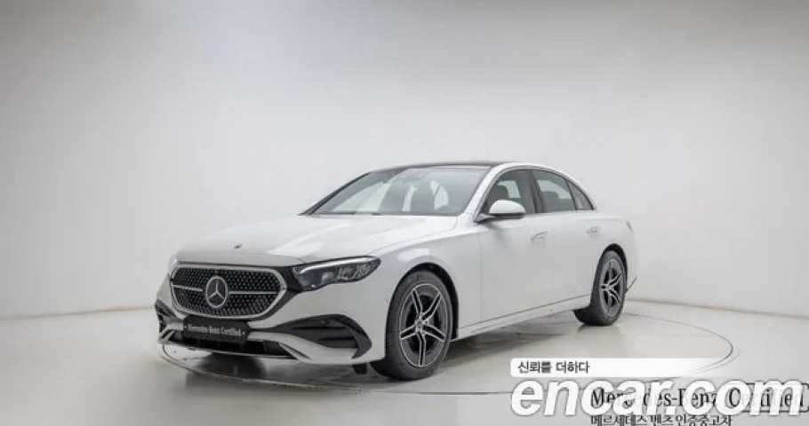 Mercedes-Benz E-Class 