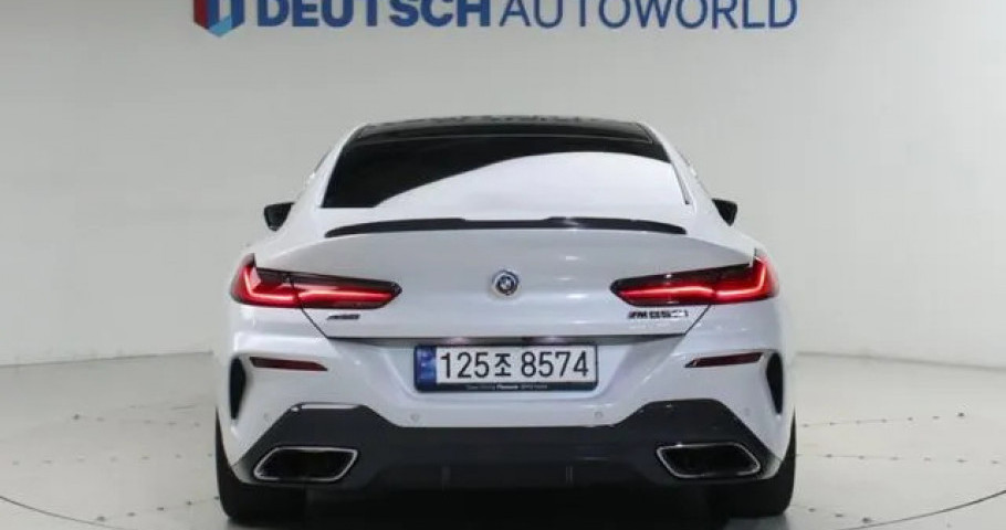 Bmw 8-Series 