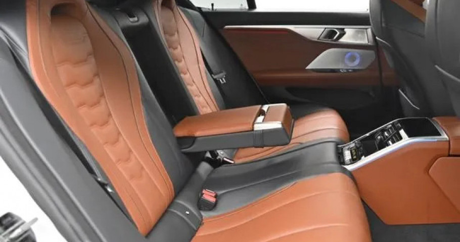 Bmw 8-Series 