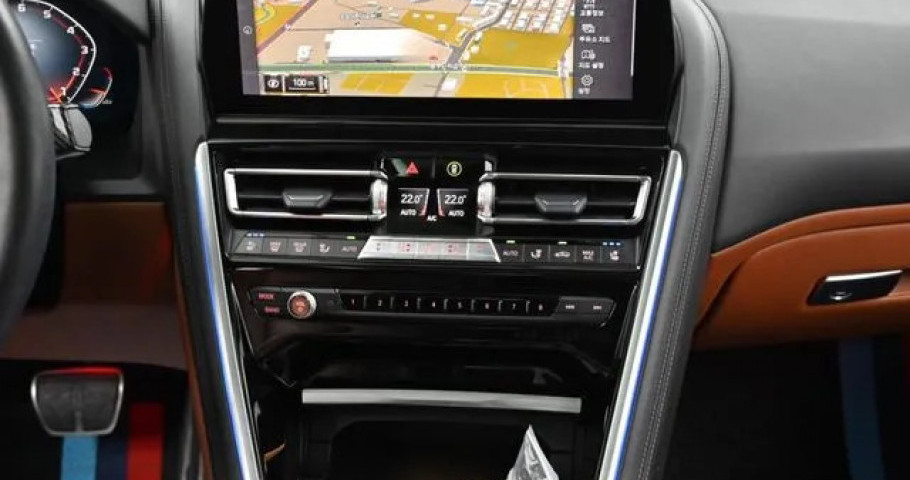 Bmw 8-Series 