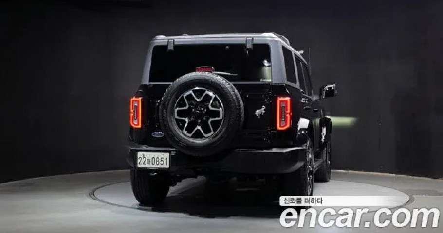 Ford Bronco 