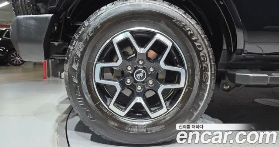 Ford Bronco 
