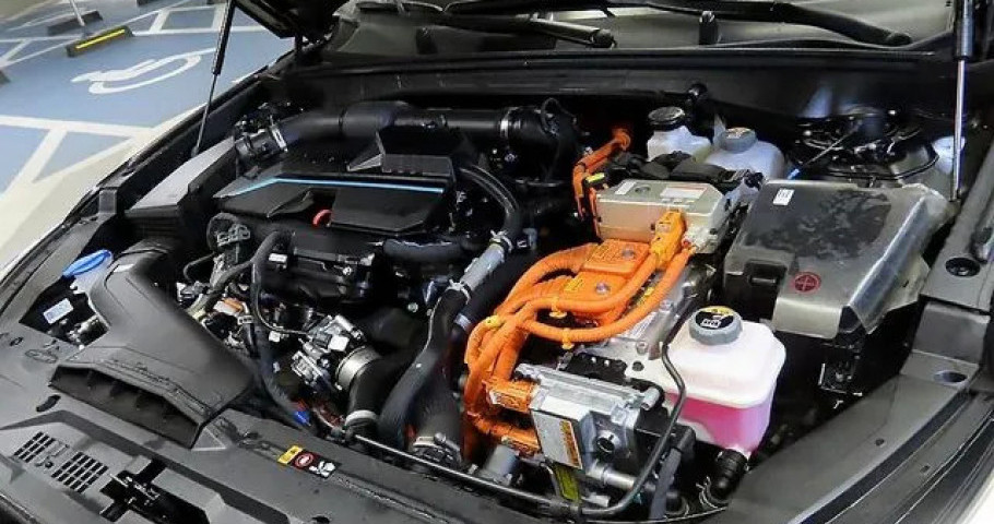 Kia K8 