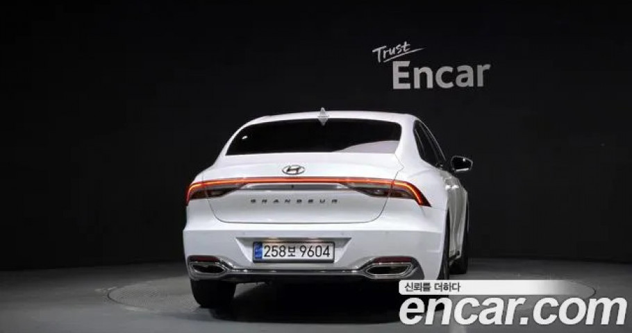 Hyundai Grandeur 