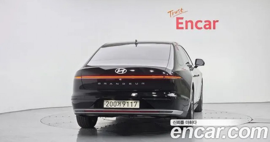 Hyundai Grandeur 