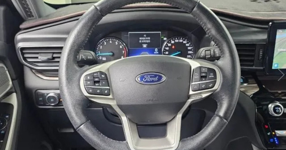 Ford Explorer 