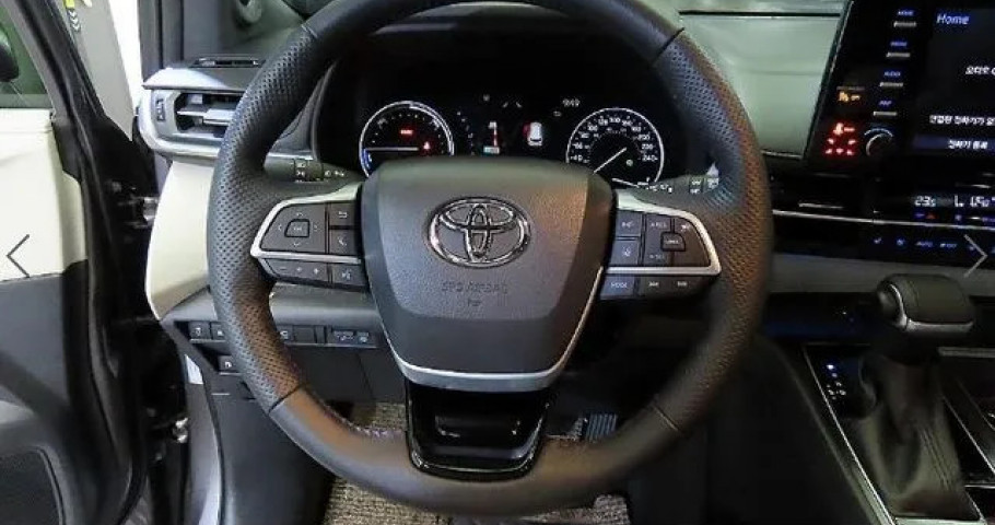 Toyota Sienna 