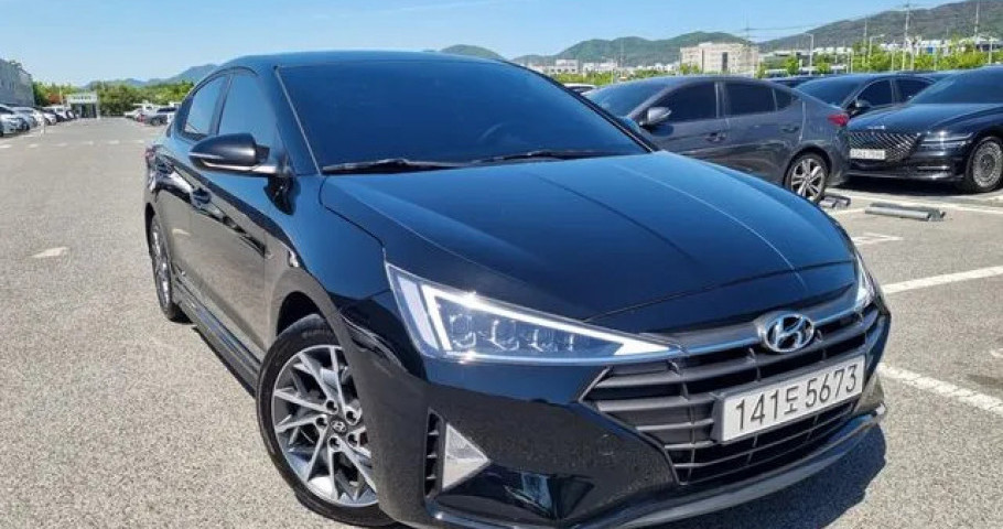 Hyundai Avante (Elantra) 