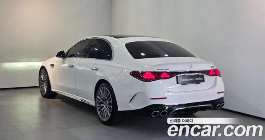 Mercedes-Benz E-Class 