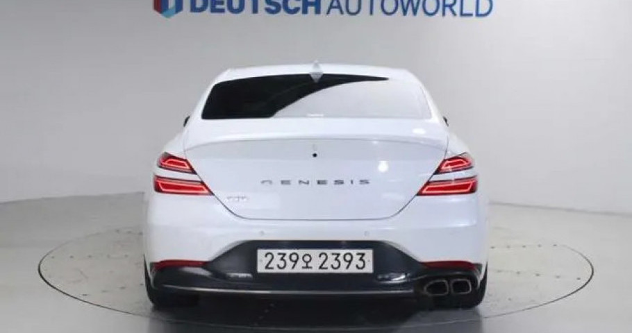 Genesis G70 