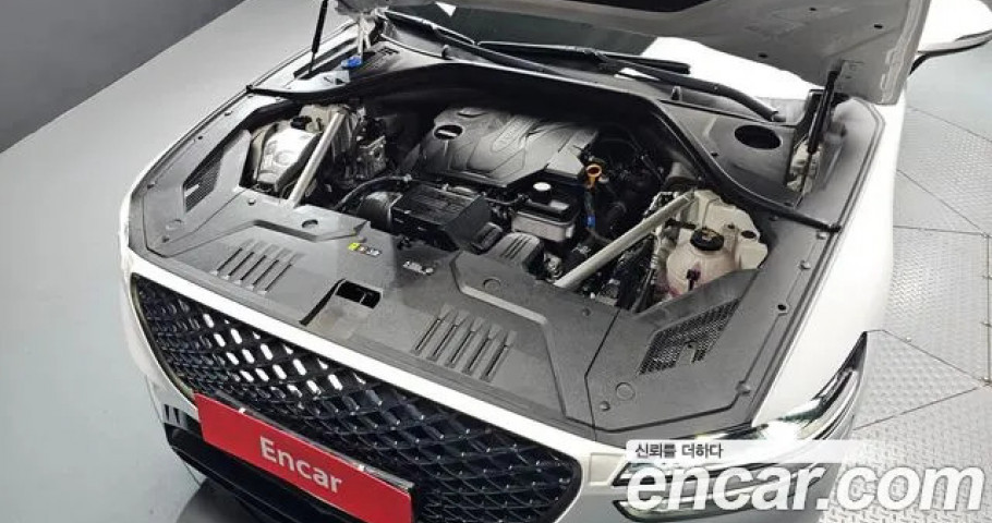 Genesis Gv70 