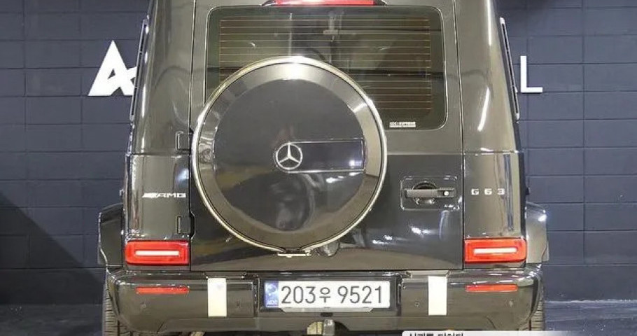Mercedes-Benz G-Class 