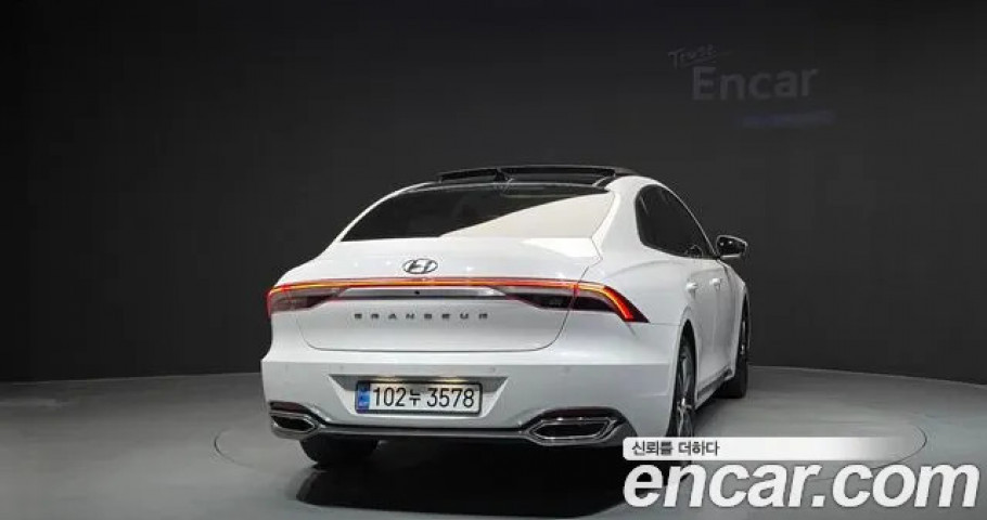 Hyundai Grandeur 