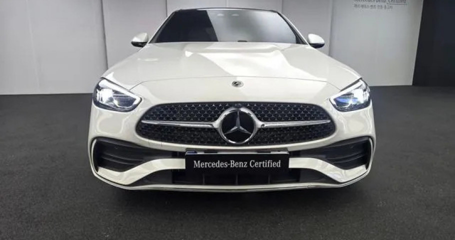 Mercedes-Benz C-Class 