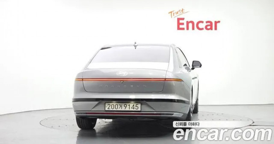 Hyundai Grandeur 