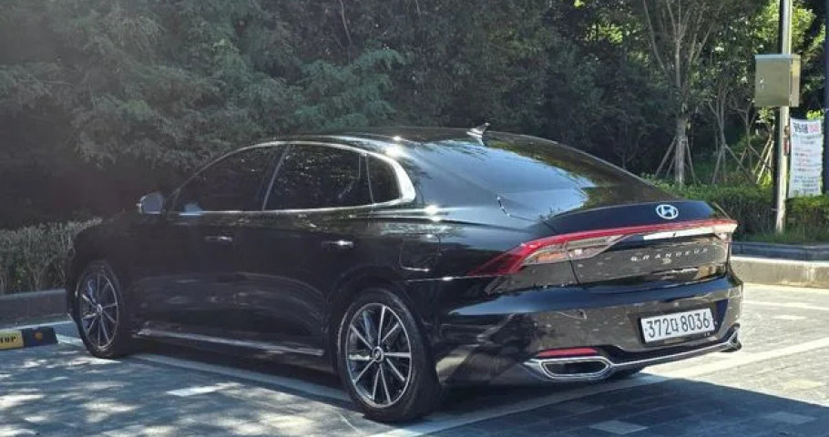 Hyundai Grandeur 