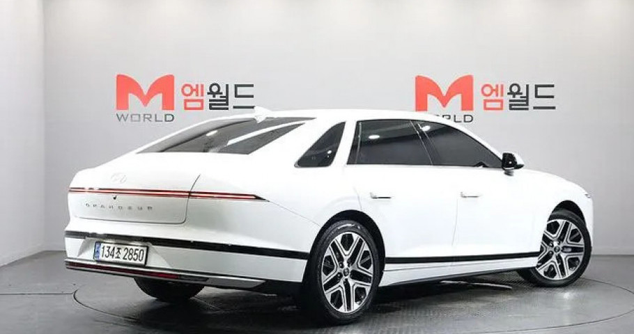 Hyundai Grandeur 