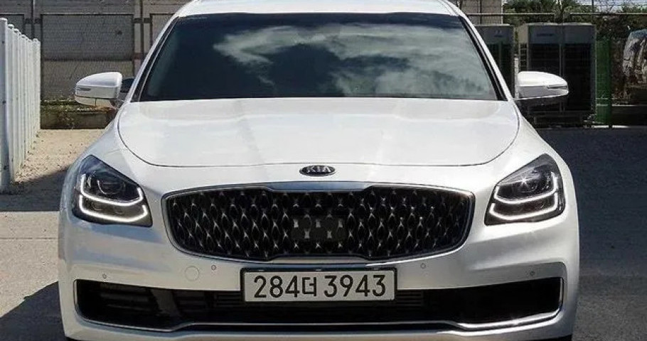 Kia K9 